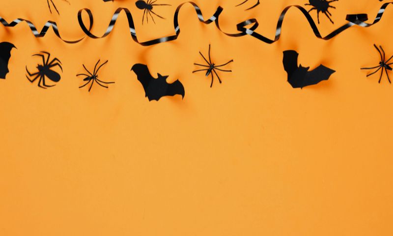 Halloween, maxi sequestro di decorazioni pericolose a Milano