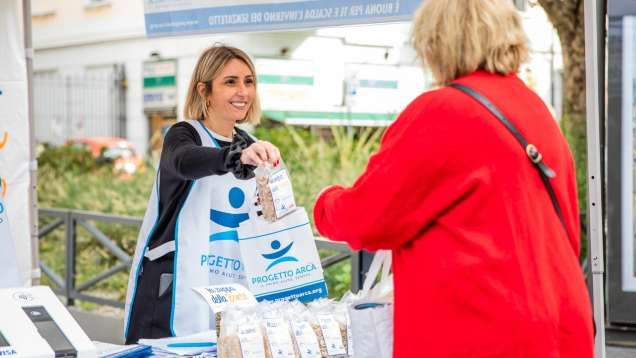 Dal 7 novembre al via l’iniziativa di Progetto Arca “Zuppa della Bontà” per offrire pasti caldi ai senzatetto