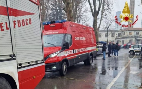 Fiamme nel padiglione 16 dell’ospedale Sacco, evacuati medici e pazienti