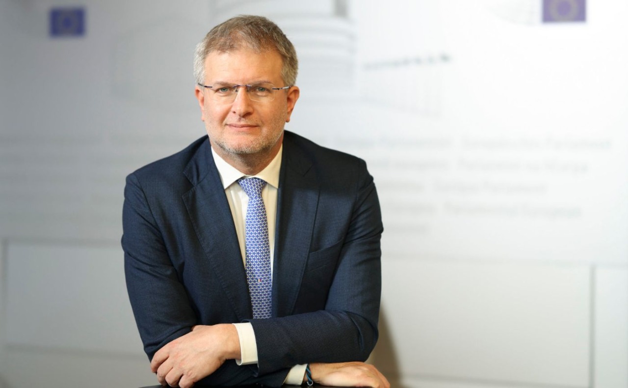 Dazi, Fidanza (FdI-Ecr): “Sospensione su fertilizzanti grazie a governo e FdI in Europa”