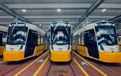I comitati chiedono la sospensione dei Tramlink dopo il deragliamento, il Comune: “Decida la magistratura”