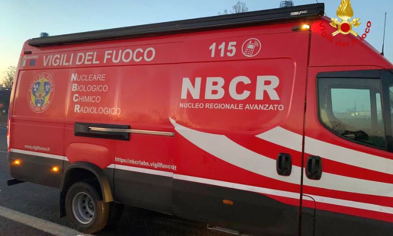 Spray al peperoncino spruzzato al liceo Cardano: istituto evacuato in tarda mattinata