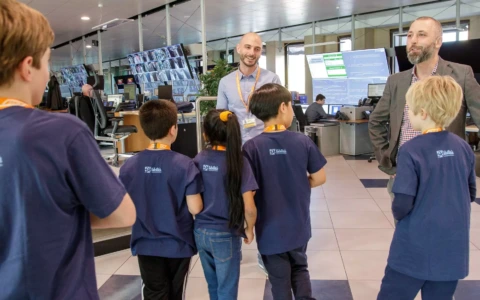 Autismo, Comune e Atm lanciano la campagna di sensibilizzazione a bordo dei treni