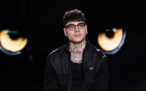 Shiva condannato per la rissa sul lungomare di San Benedetto a 3 anni e 6 mesi: la notizia arriva mentre va in onda la sua intervista a “Belve”