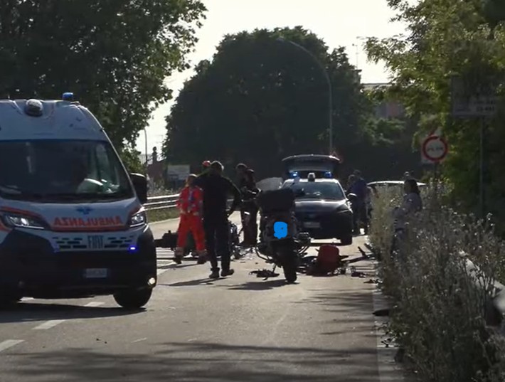 Scontro sulla Vigevanese, un decesso e un ferito grave