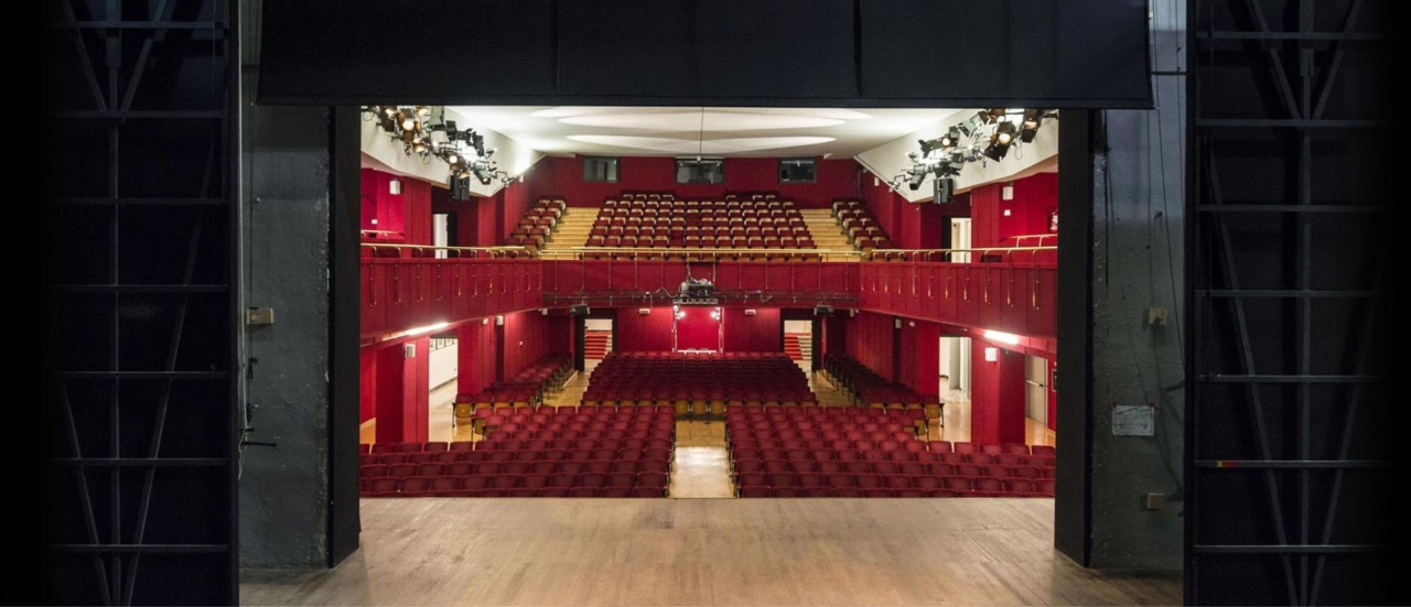 Piccolo Teatro, la stagione dell’80° anniversario guarda al tempo: 56 spettacoli tra memoria e futuro