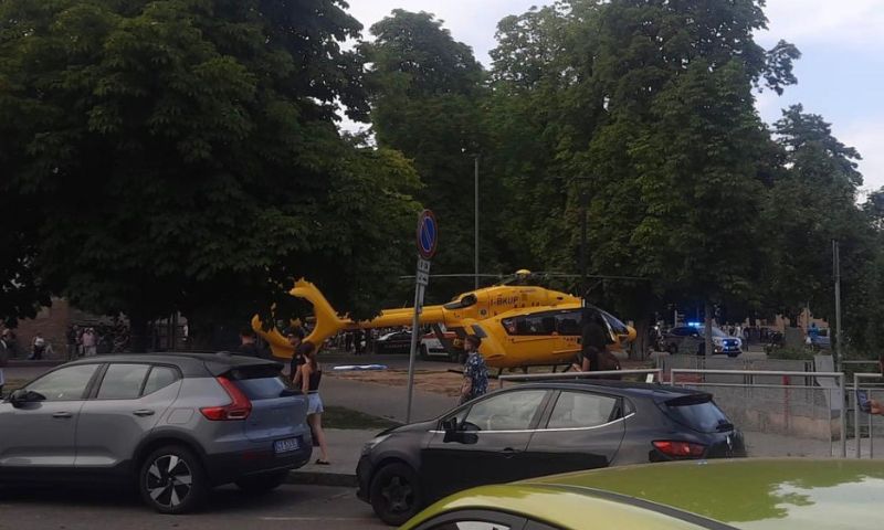 Abbiategrasso, accoltellamento nei giardini del Castello: 60enne in pericolo di vita