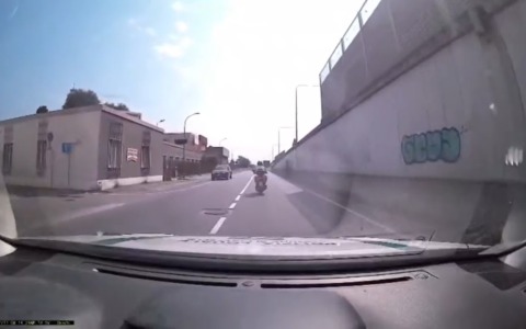 In fuga su uno scooter rubato tra Pioltello e Vignate: preso il responsabile