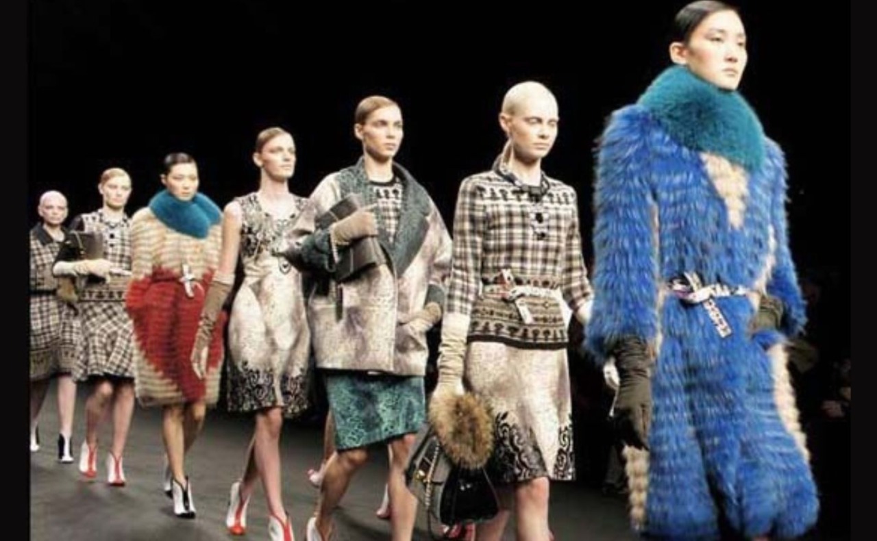 Milano torna capitale della moda: la Fashion Week accende un’industria da 26 miliardi