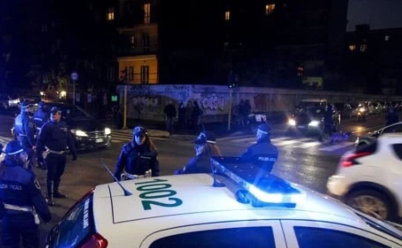 Quartiere Olmi, dopo anni di violenze sulla moglie l’ennesima aggressione davanti ai due figli: arrestato 35enne