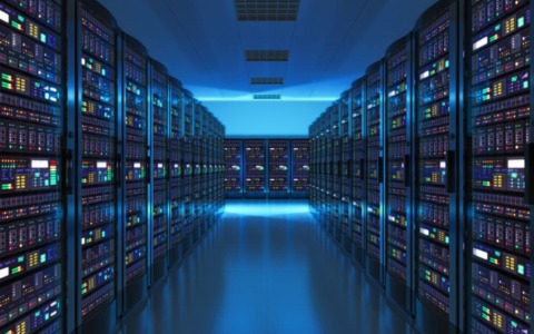 Data center, oltre 40 comitati si uniscono: a Milano nasce la “Rete nazionale Stop Data Center”