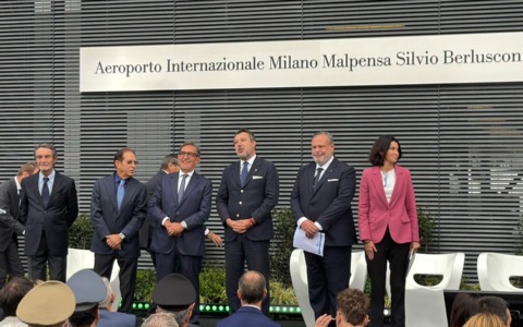 Malpensa cambia intitolazione: il nome di Silvio Berlusconi sul Terminal 1