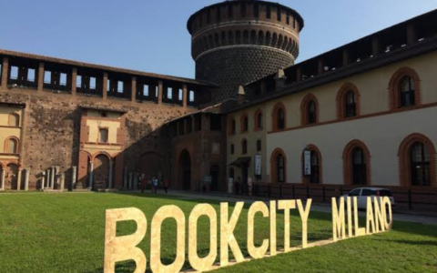 BookCity Milano compie 15 anni: una settimana di incontri e libri in tutta la città
