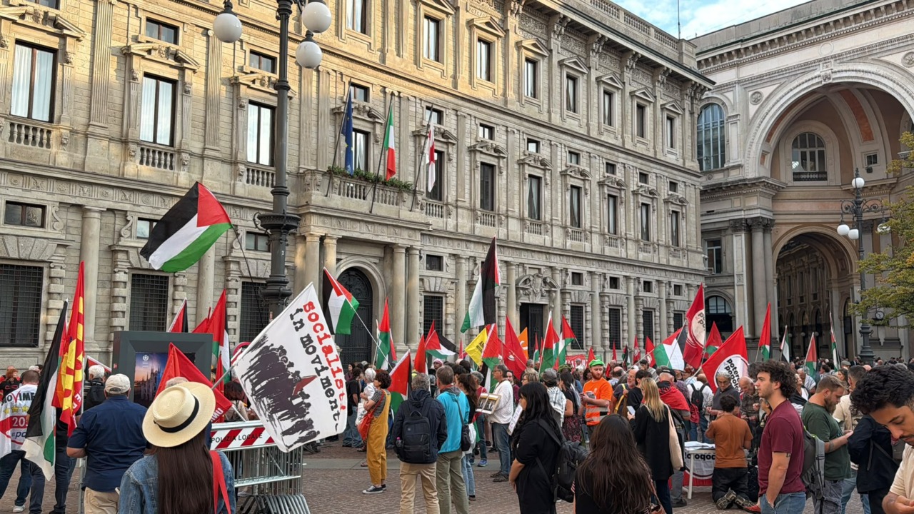 Milano, protesta contro la legge sull’antisemitismo: “Antisionismo non è antisemitismo”