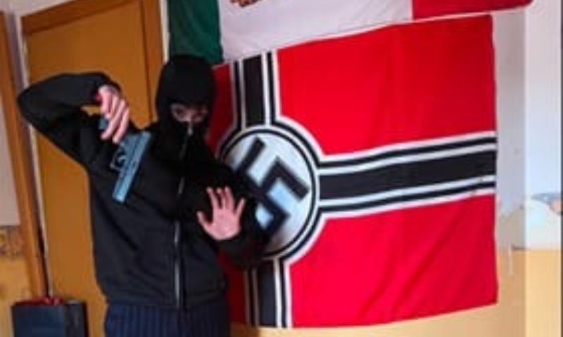 22enne sospettato di pianificare attentati contro una sinagoga e un luogo di preghiera islamico